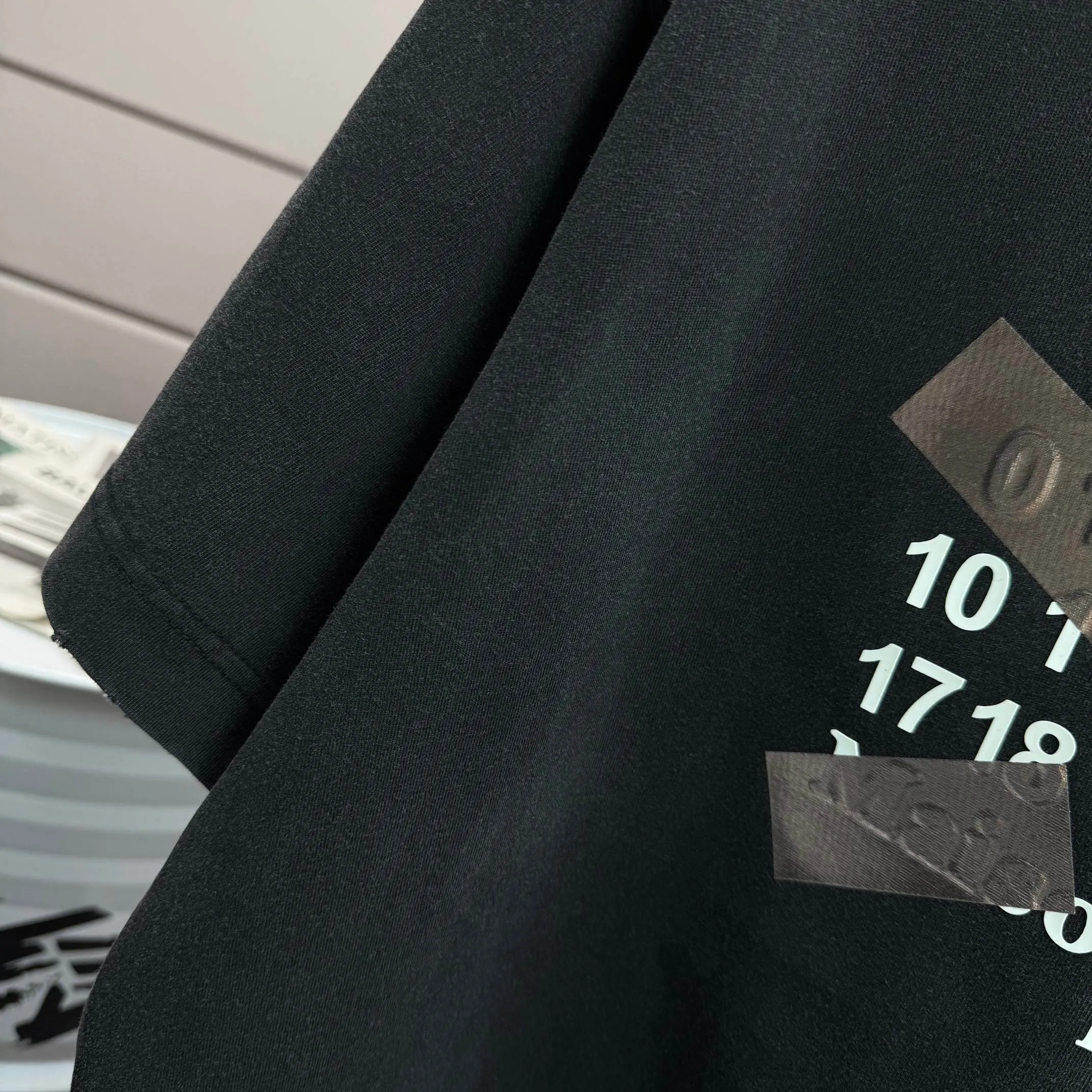 # MM 6 *2026 New Arrival 320 tee Same Style : + : Size :S M L XL XXL Size： S （90-130 ） M （120-150 ） L （140-165 ） XL （160-180 ） XXL （180-210 ）